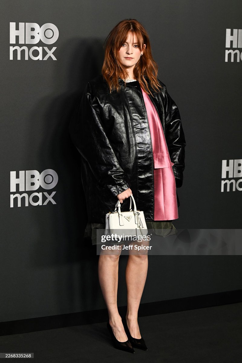 aelfwynn tweet media