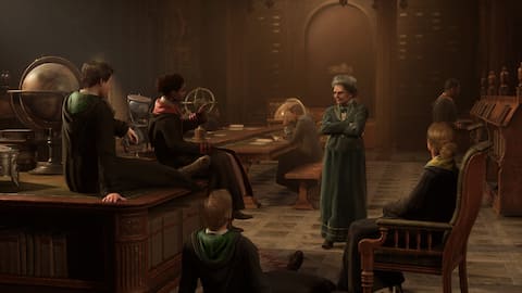 HogwartLegacyBR's tweet photo. Essa estética de Harry Potter da HBO Max tá MUITO Hogwarts Legacy. https://t.co/49aWYdG9P8