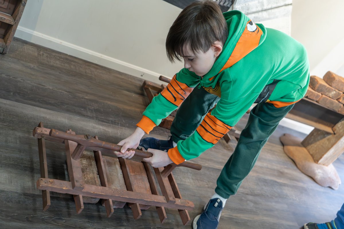 ccsdschools's tweet image. LW explored the building blocks of local history at the Haverstraw Brick Museum. For their latest unit, #ClarkstownCSD second graders learned about the process of brick-making and discovered how it became one of the HV’s most-prolific industries. #ClarkstownCommitment #Innovative