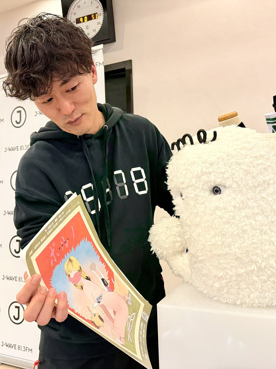 今夜もありがとうございました！
舞台『ポルノ』4/2（木）〜本多劇場
皮切りに福岡、大阪とまわります！
舞台でしか見られない表現で
心臓を掴まれて心の血を流しましょう！

U25チケット3000円、若者たちも舞台で
当時の松居さん玲央さんのような体験を！
🔗 prn-stage.jp
＃jumpover813