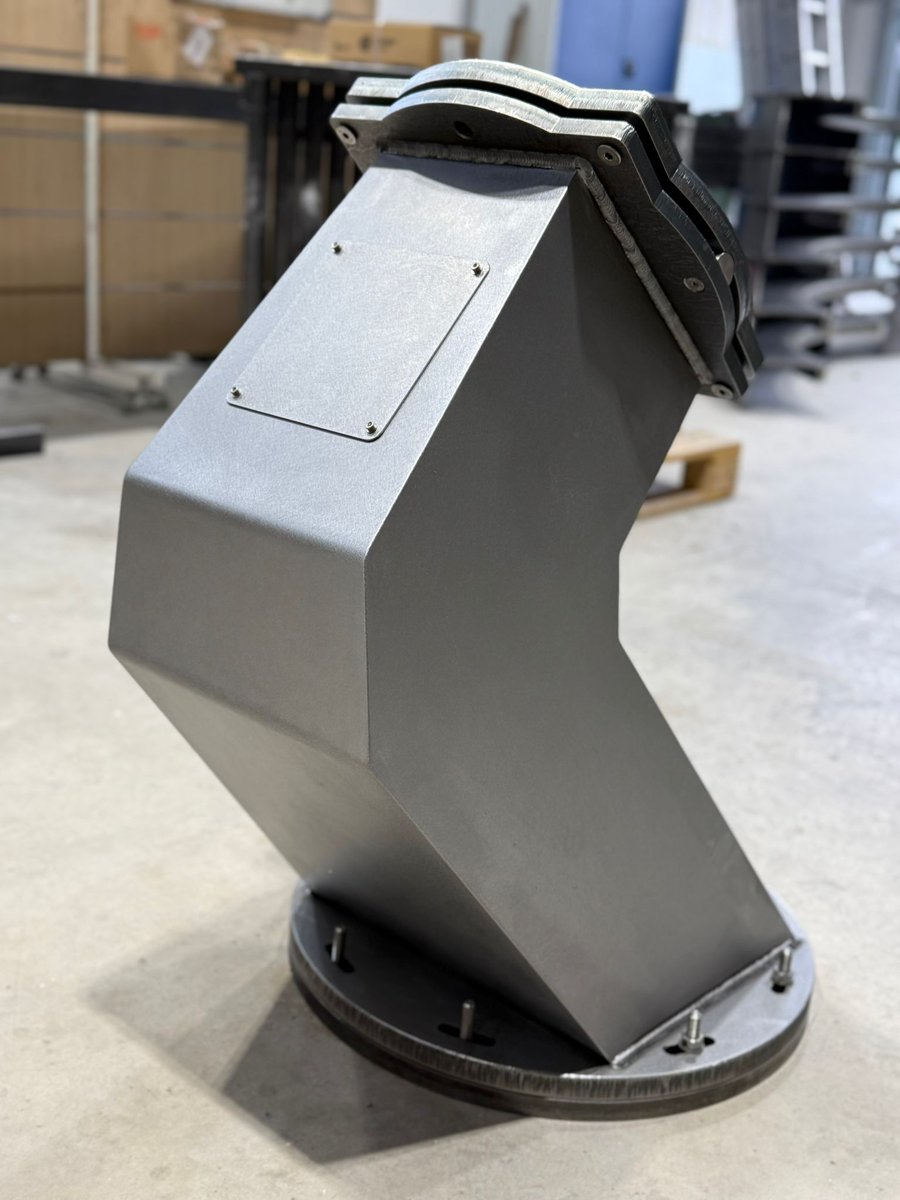 baader_astro's tweet image. Sneak preview from our production 👀

Prototype of a new EQ pillar series #MadeInGermany, designed for alt-azimuth mounts.

Stay tuned for the first installation.

#observatory #astrophotography #astronomy #telescope #baaderplanetarium