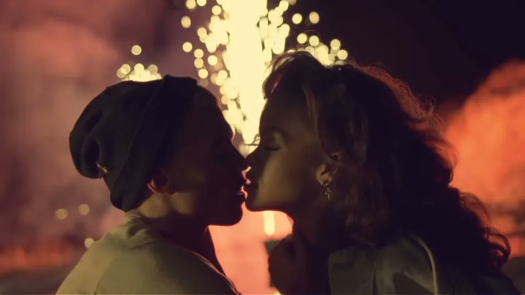 Female Artists Stats tweet media