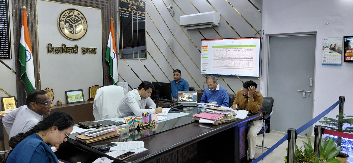 DM Hathras tweet media