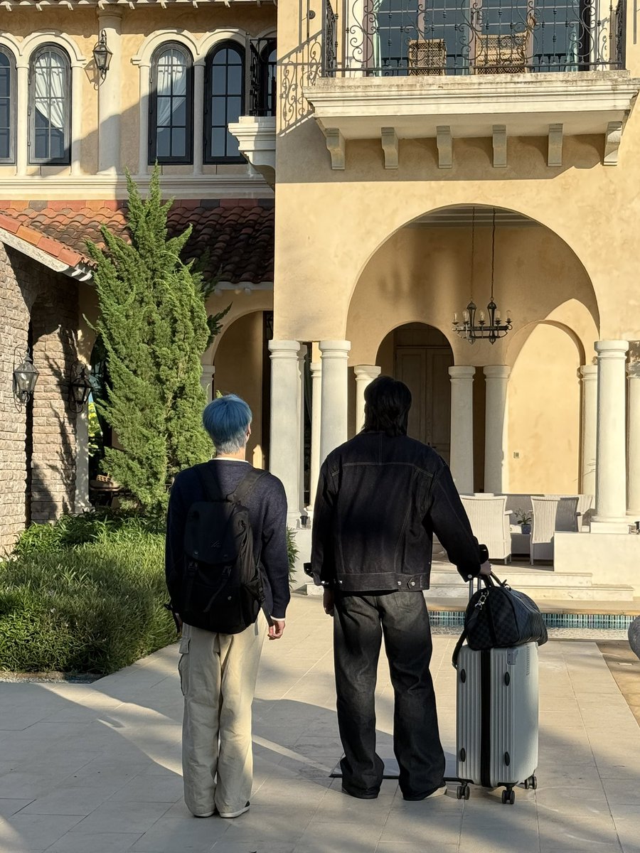 ดาวตกหุ่นยนต์แบตน้อย tweet media