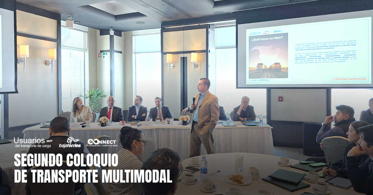 ANTPMexico's tweet photo. Sebastián Díaz Pizarro de #BFConnect, patrocinador del coloquio, nos habla sobre qué hace un #IMC como integrador del servicio. 🚛🚆⛴✈️ https://t.co/DY5IQdoHGm