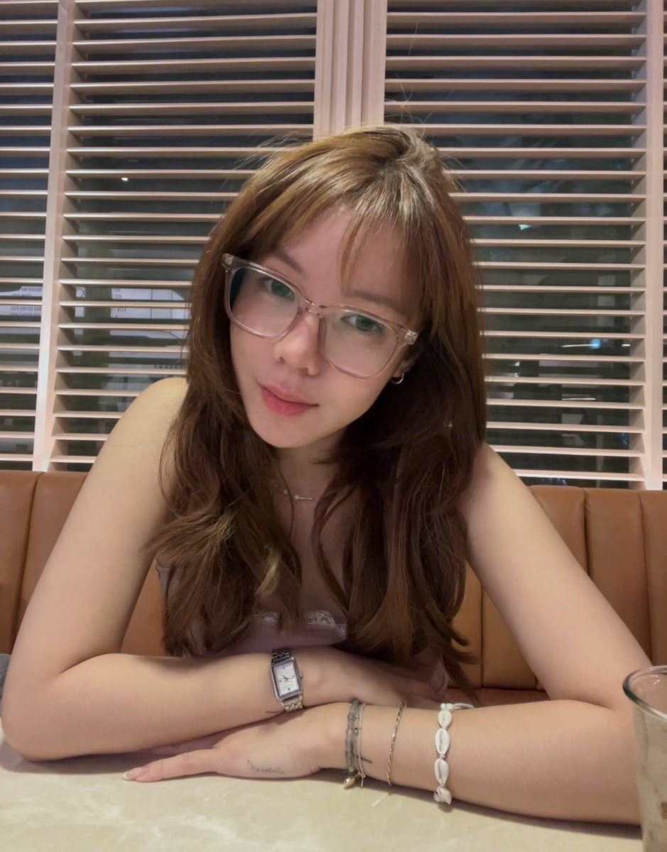 Queenzel tweet media