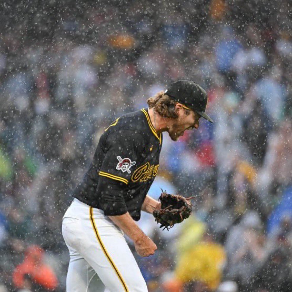 SleeperPirates tweet media