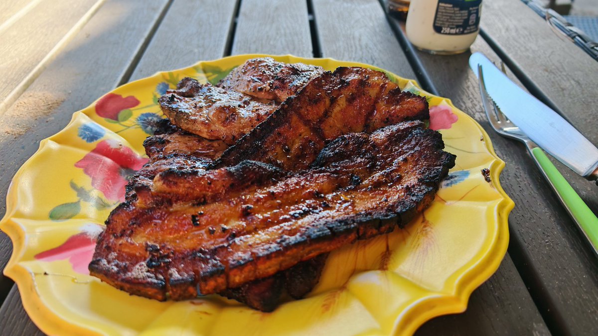 Fasten Hansi tweet media