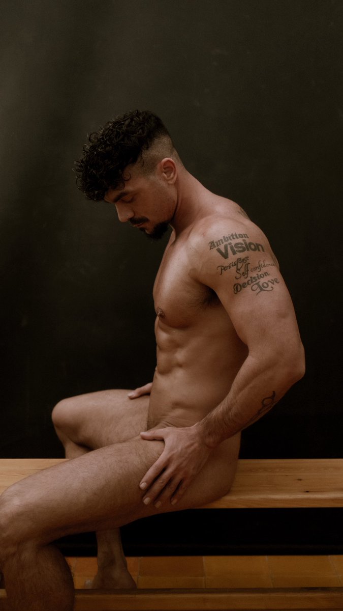 Hair, light and shadow tweet media