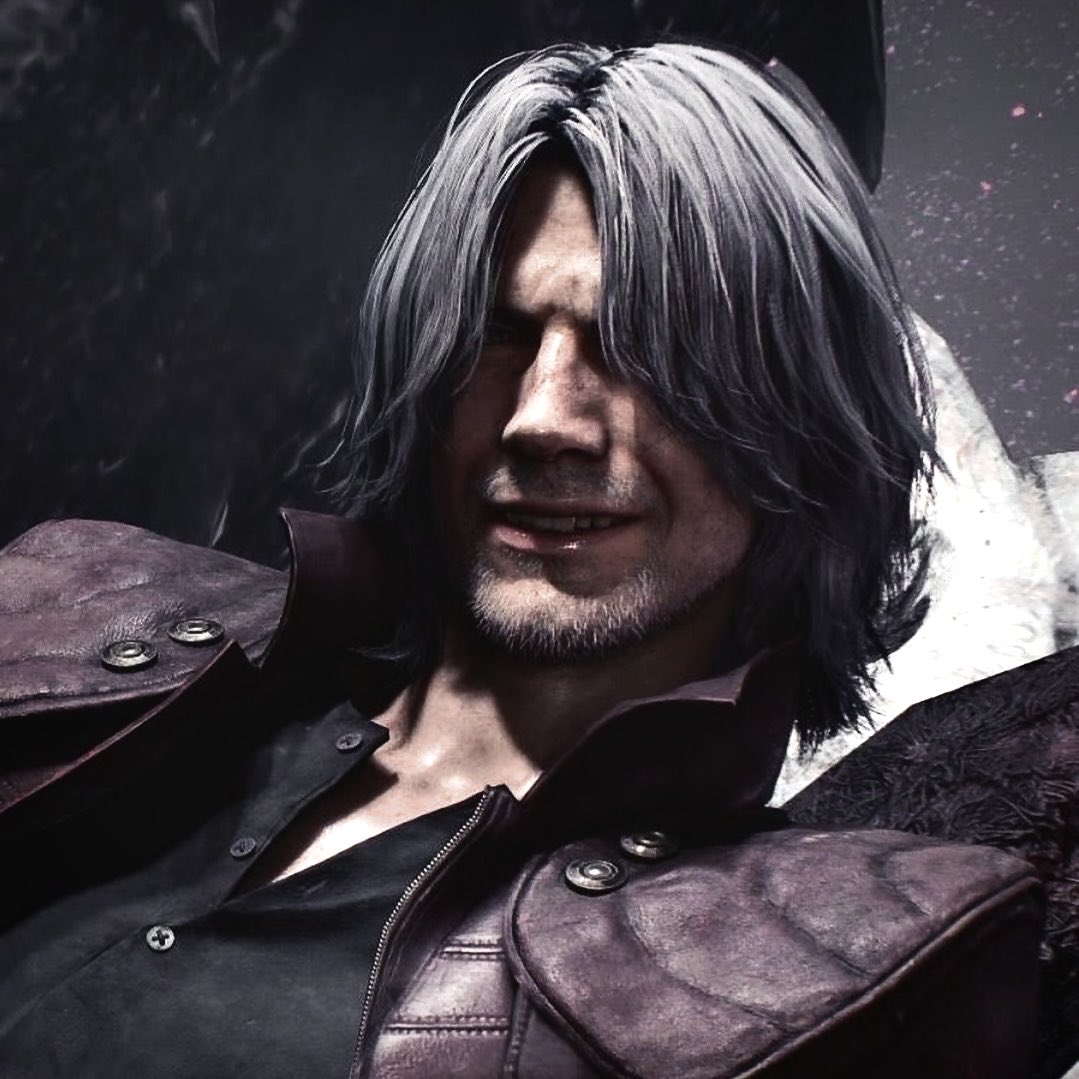 mae 🦇 tweet media