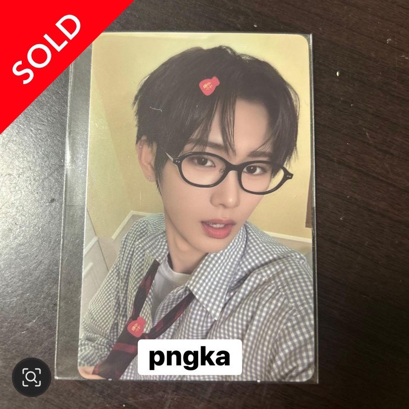 pngka🍓 tweet media
