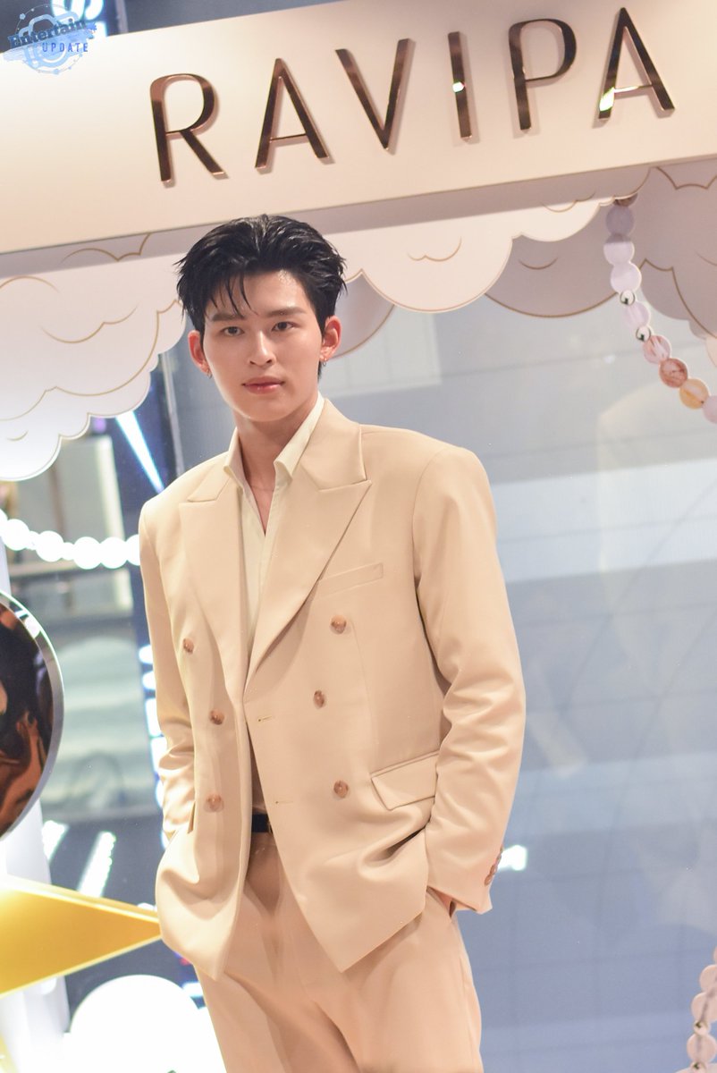 Entertain Update tweet media