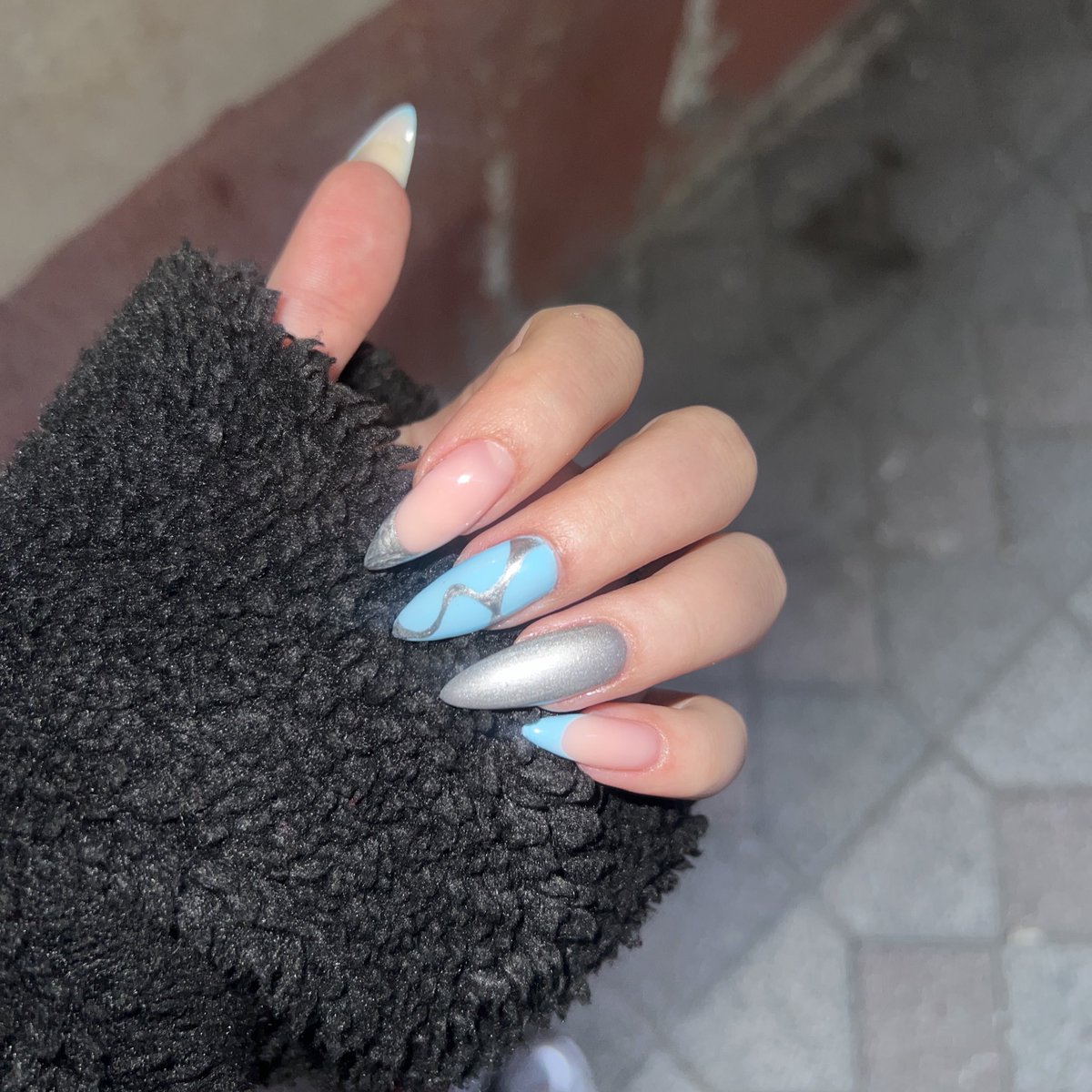 rina🪭 tweet media