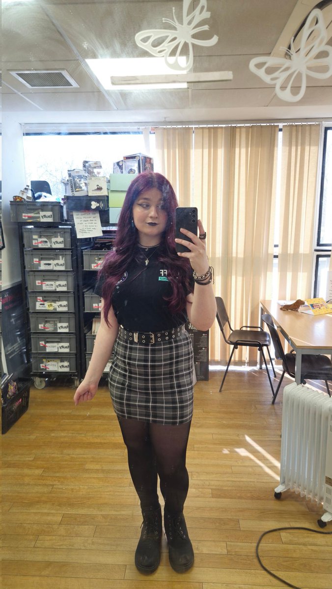 Frosty_The_Devilgirl 🏳️⚧️ tweet media