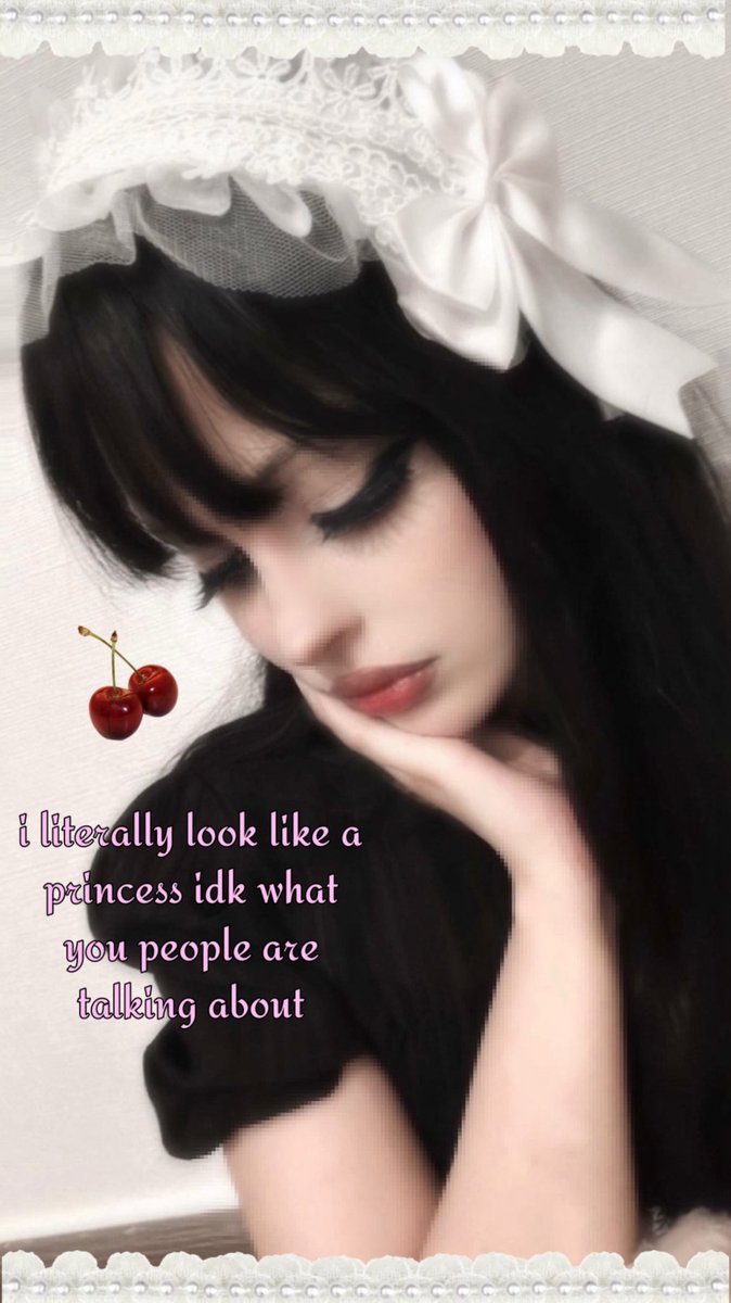 christina tweet media