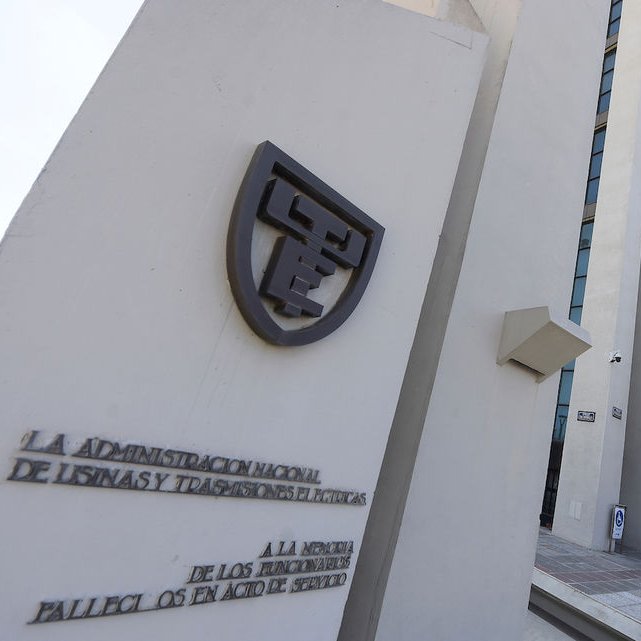 UTE ABRIÓ LLAMADO LABORAL EN MONTEVIDEO CON SUELDO DE $ 56 MIL

UTE abrió un concurso para 26 operarios en Montevideo, con salario nominal de $ 56.325. El ingreso es como funcionario público y las tareas incluyen mantenimiento y operación de redes eléctricas, atención de