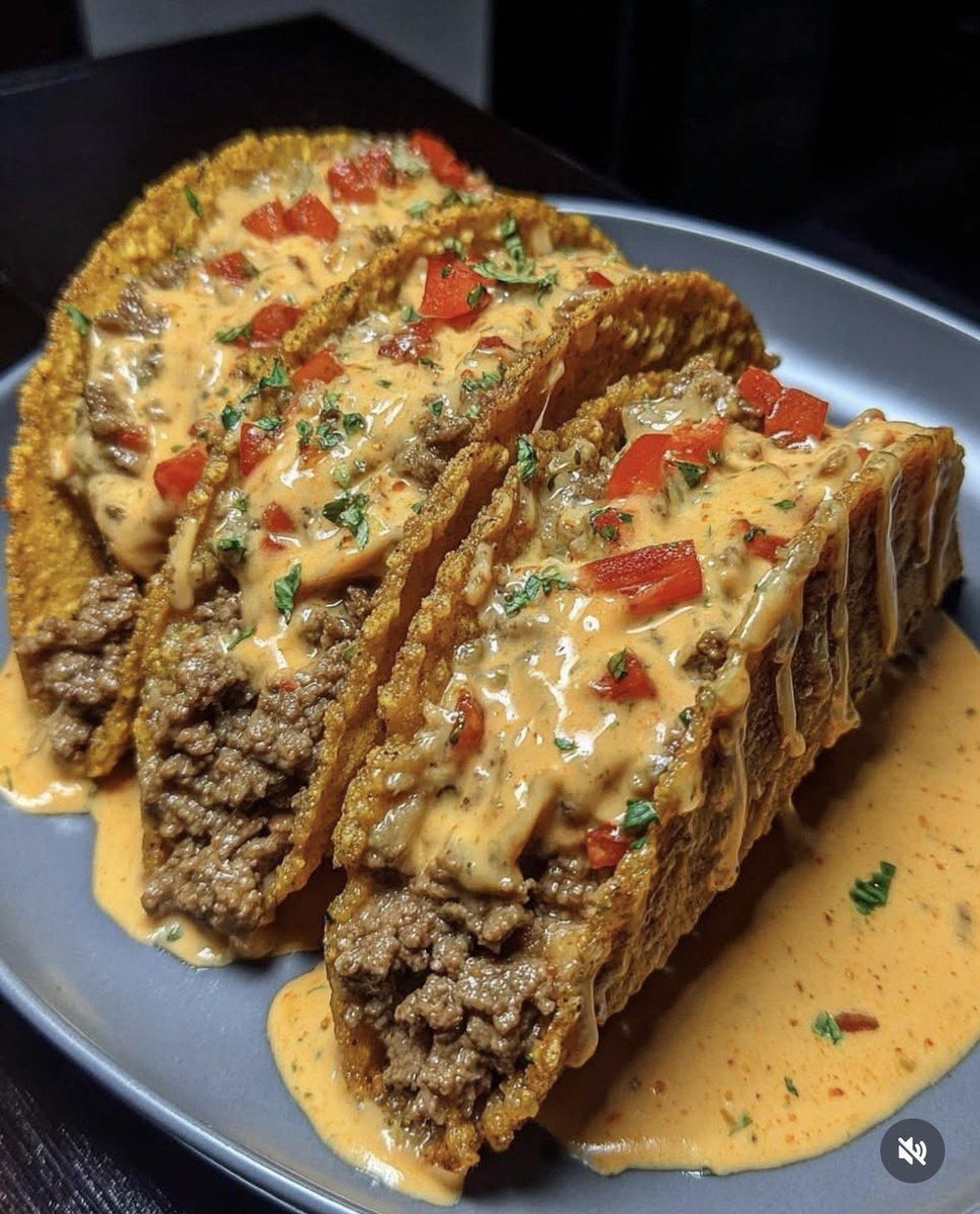 Eatinerni tweet media