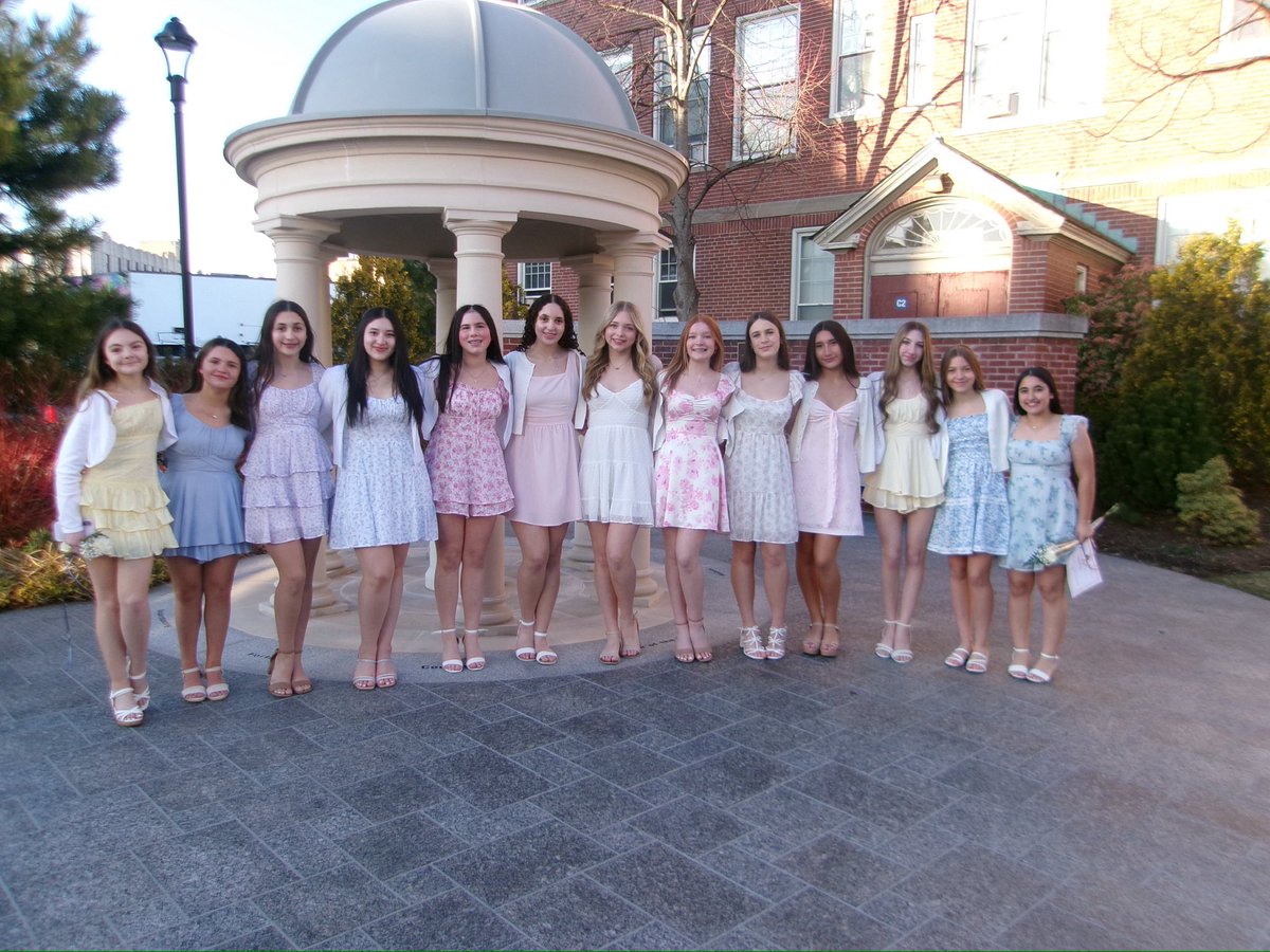 Maya Oliva tweet media