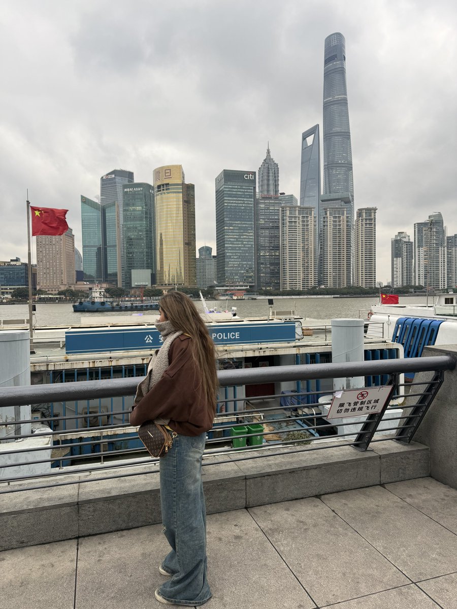 دخترِ اقیانوس tweet media