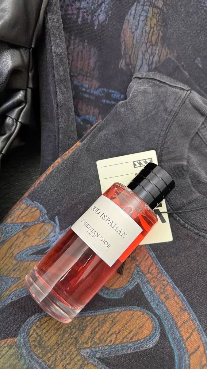 D'scentsation tweet media