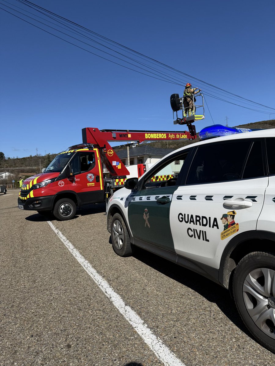 Bomberos de León tweet media