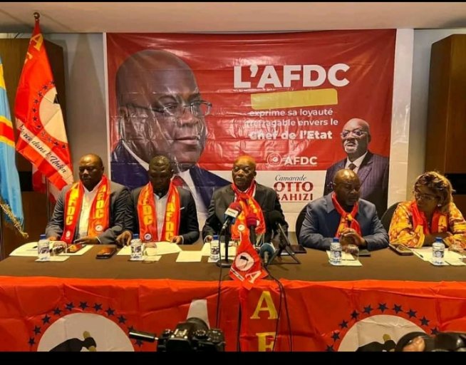 lesaymolasoko1's tweet photo. Un groupe de mercenaires tente de créer une dissidence en destituant le Prf @PLukwebo de la présidence de l'AFDCA, une blague de mauvais goût.
En 2019 certains ont tenté la mêm comédie &amp; la suite ns le savons tous.
@PLukwebo est &amp; demeure le président statutaire &amp; AM de L'AFDCA https://t.co/ChmDtykc6o