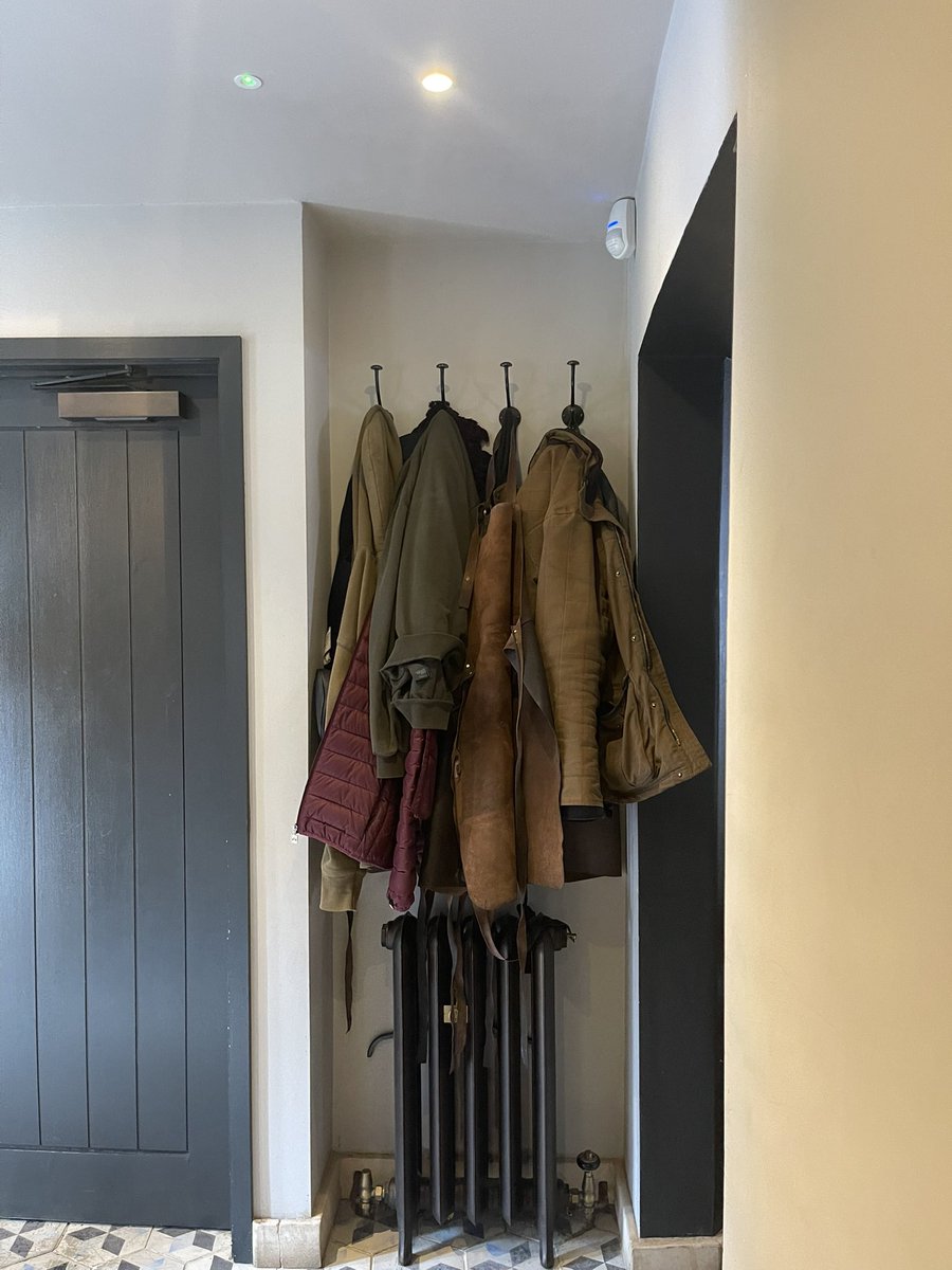 Margaret Moss Hollingworth tweet media