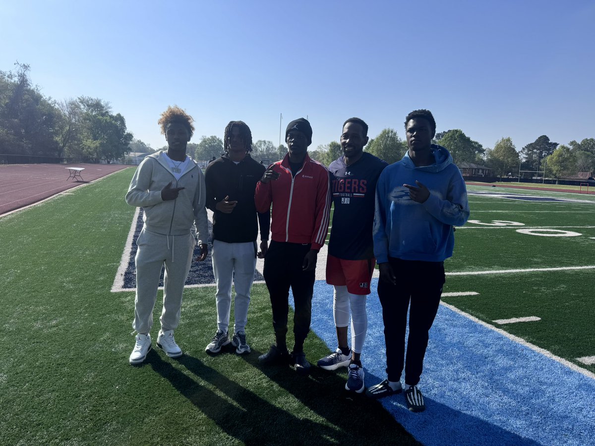 Tylan Hutchins tweet media