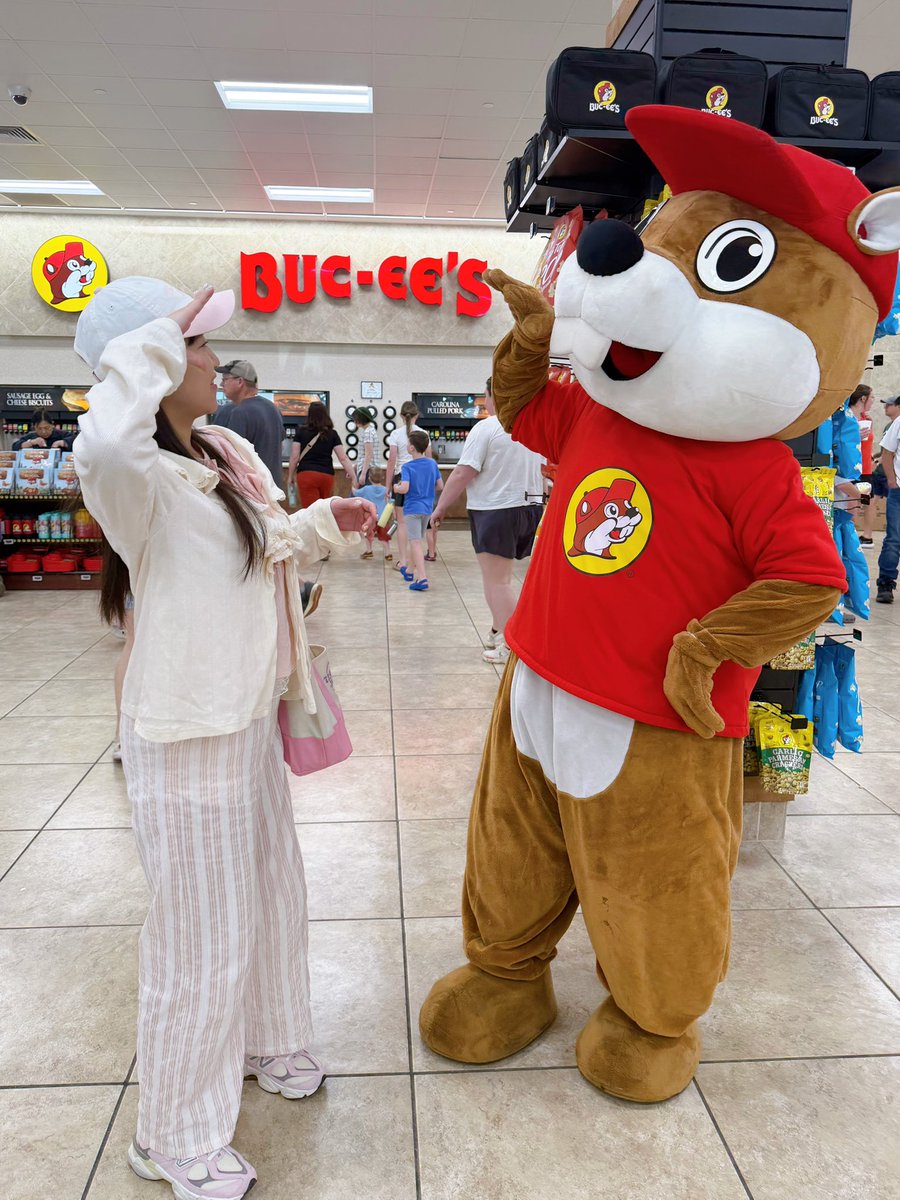 らく raku tweet media