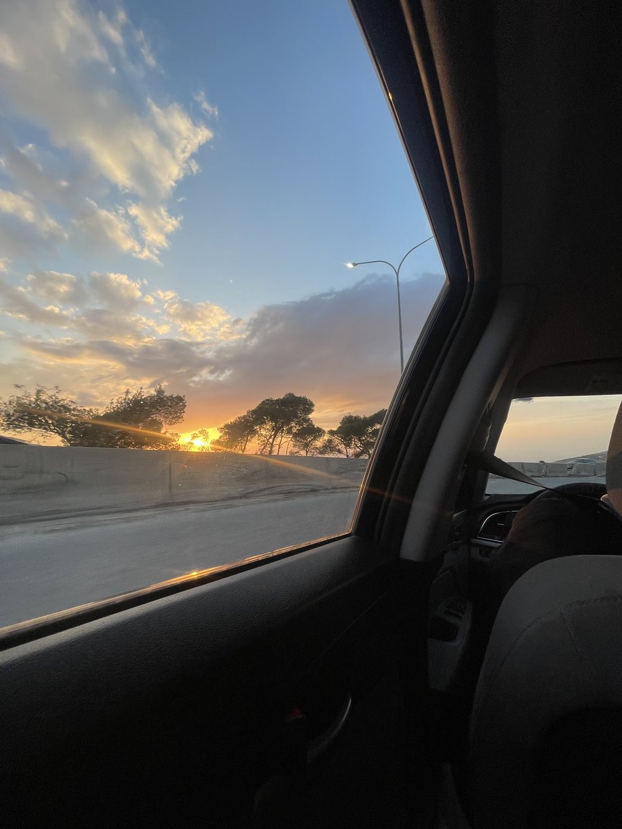 داريــن tweet media