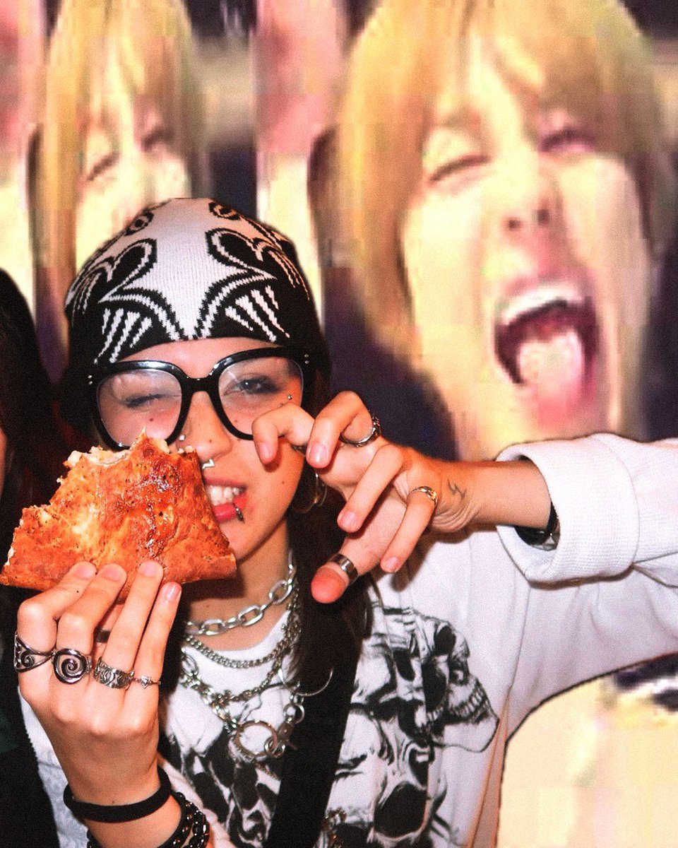 cheams 🥯🔥 tweet media