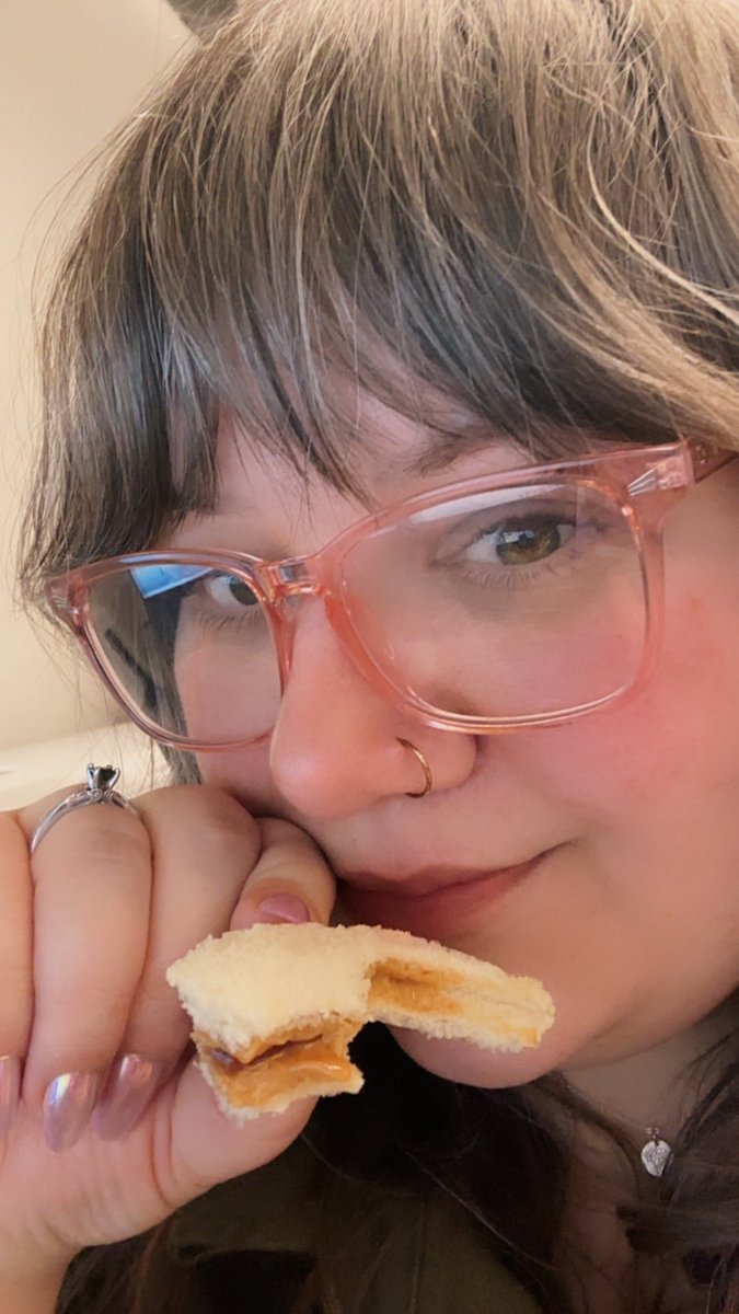 Auntie Collins | Sundays on Fightful Overbooked tweet media