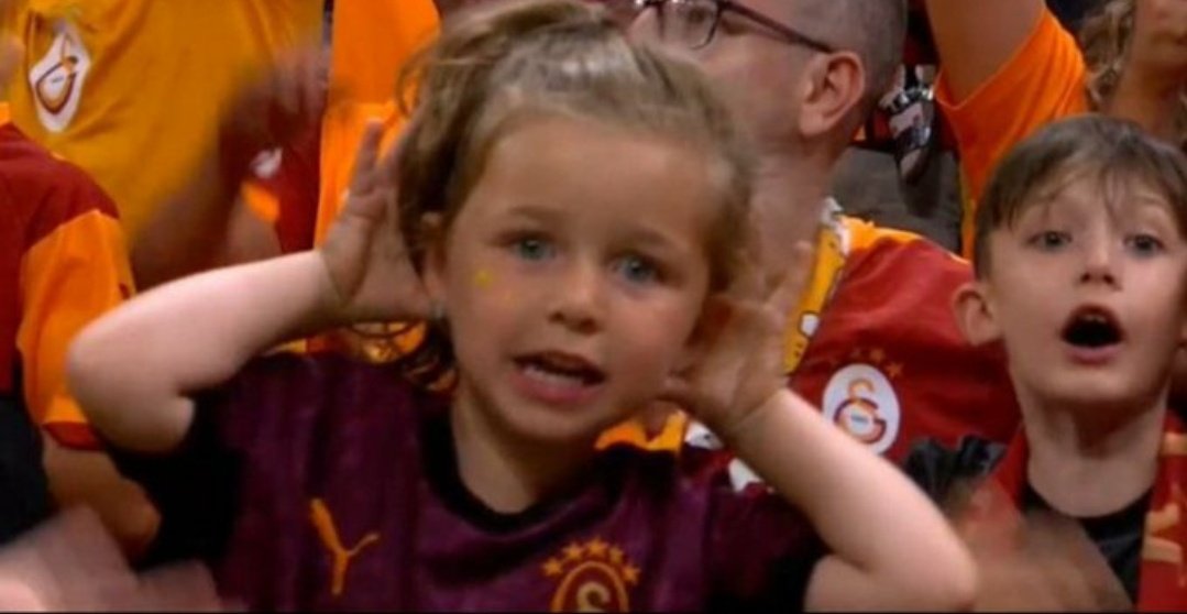 Mauro icardi'ye laf söyletmeyen Galatasaraylı kardeşcanlarla