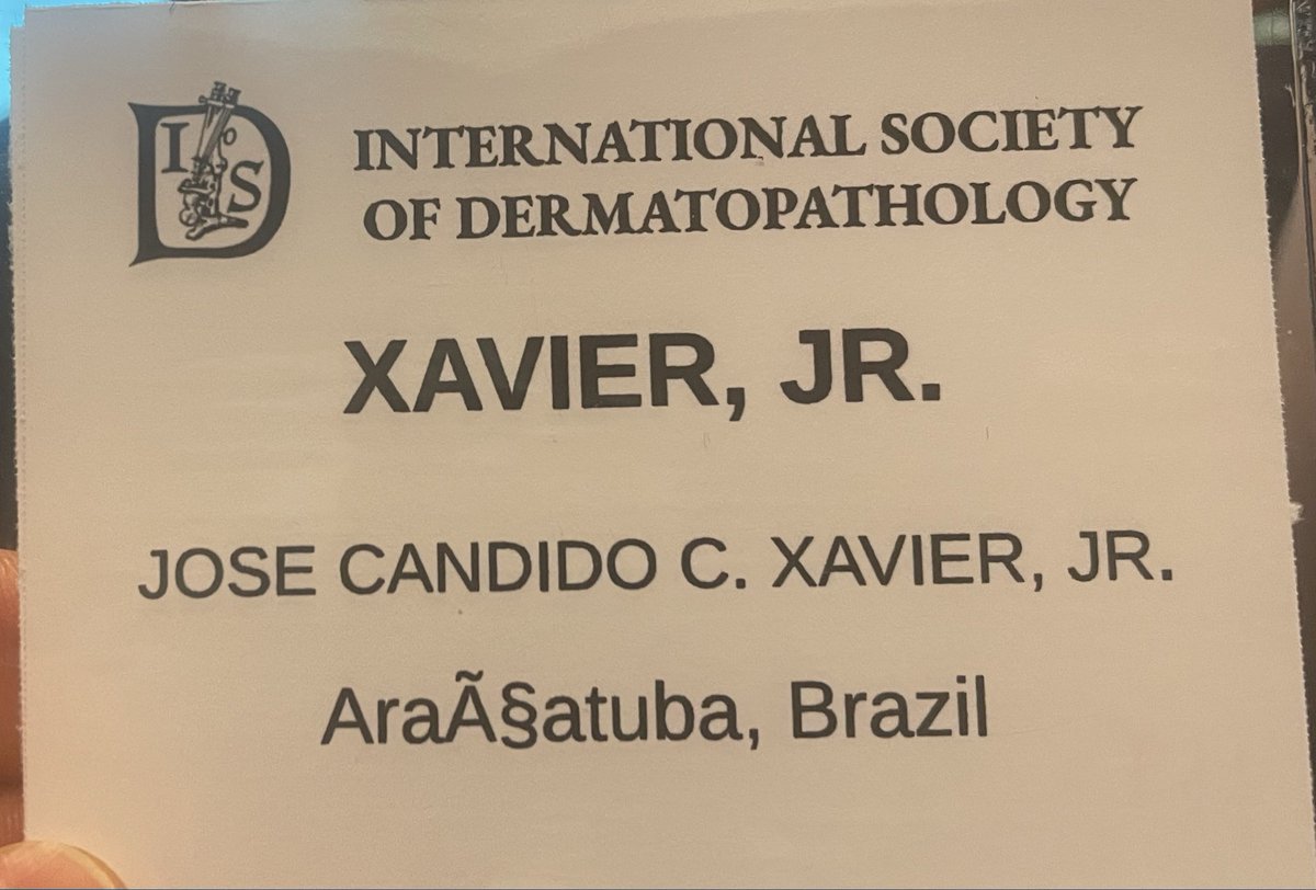 JCandidoXavier's tweet image. When you are at an international meeting and the staff do not understand the name of your city.

My badge 👇🏽👇🏽👇🏽😂😂😂😂

It is supposed to be Araçatuba 😬

#path #pathology #dermpath