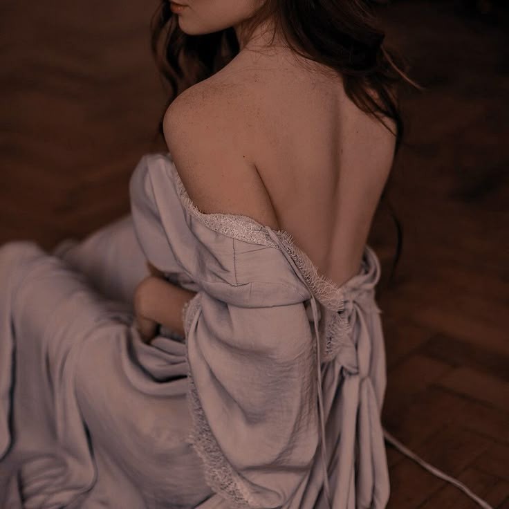 AURELLIENNE, The Duchess of Reach. tweet media