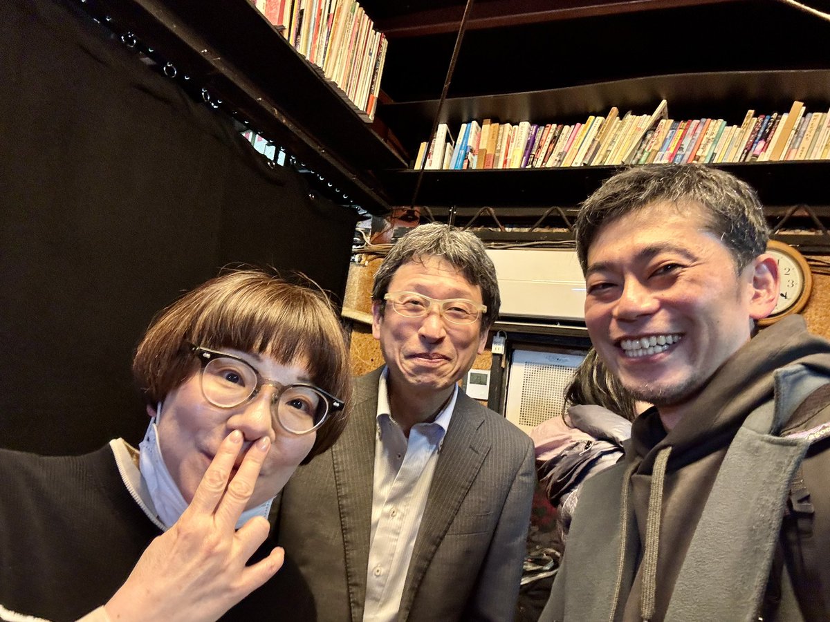 GUN_GUN_GUNG's tweet image. 面白すぎ🤣
劇中〜余韻まで👏👏👏

マリコ先輩🫡開幕おめでとう御座います㊗️

いやぁ楽しかった🥳

#プレオム劇 
#片鼻 
#スズナリ