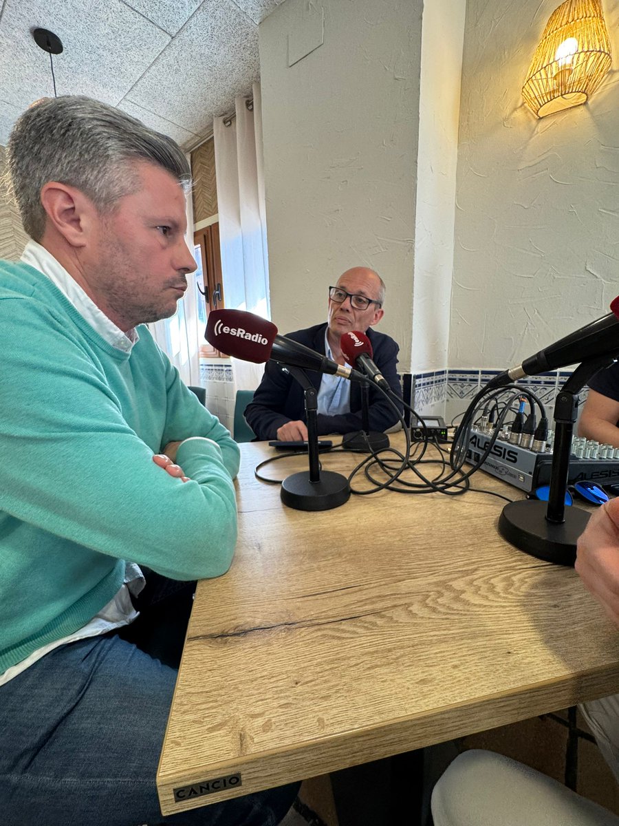 Contra_pared tweet media