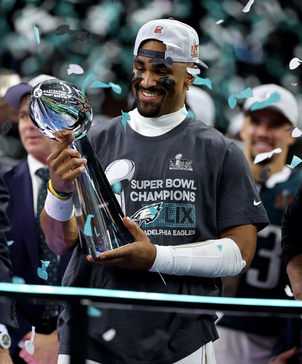 JalenCarterDPOY's tweet image. Your big 3 can’t relate.

#FlyEaglesFly #Eagles