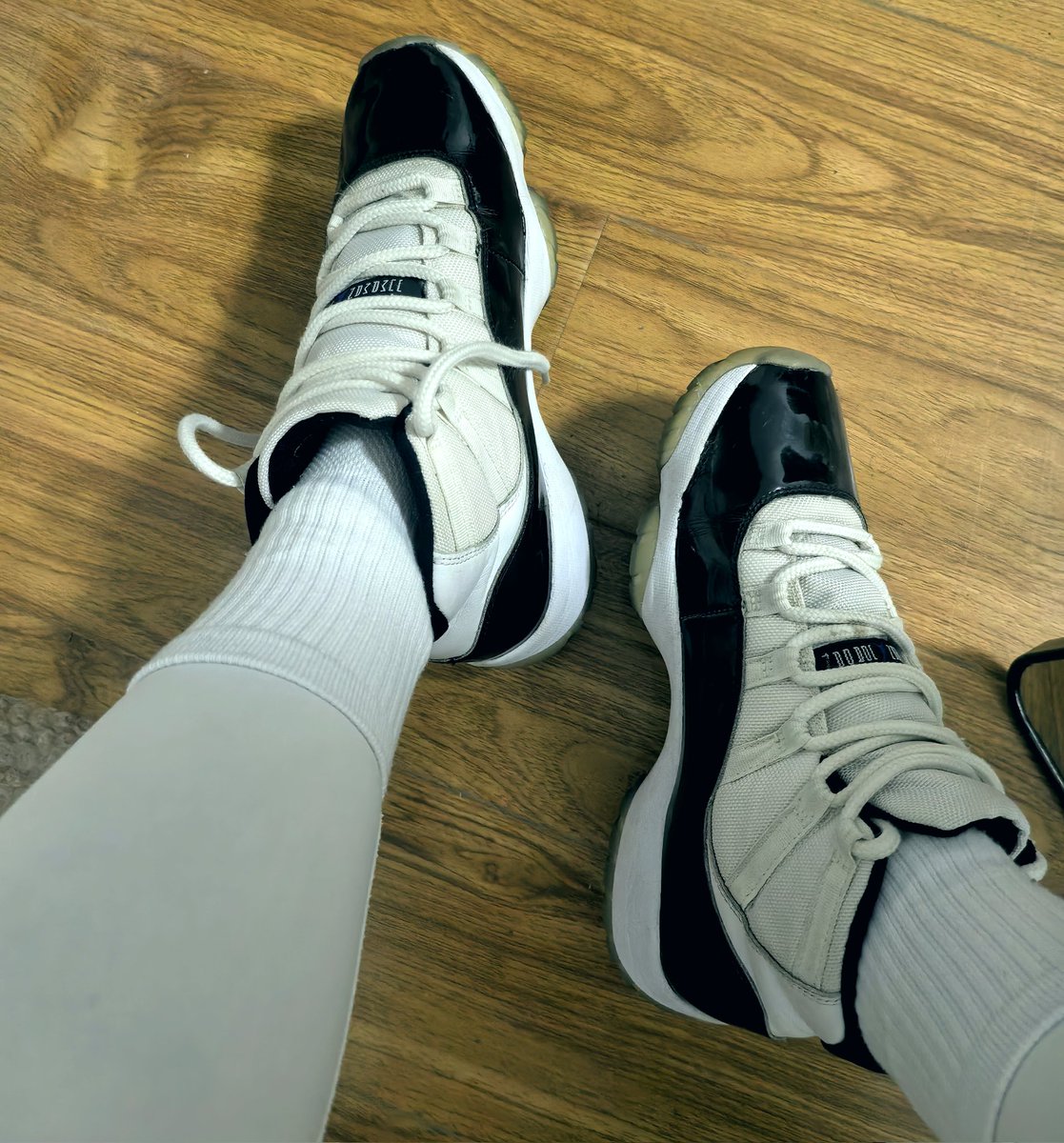 YanKk9527's tweet photo. #aj11
这么多年了，这双鞋依旧长在我的xp https://t.co/nv8yfT8IBq