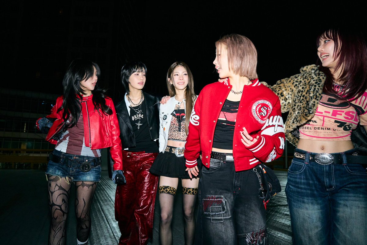 [📸 25.03.26]

Saíram novas concept photos do próximo single do Young Posse, we don't go to bed tonight, que será lançado em 07/04! 🤩

#YOUNGPOSSE #영파씨 #ヤングパッシ #we_dont_go_to_bed_tonight <a href="/youngposseup/">YOUNG POSSE(영파씨)</a>