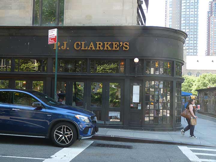 P.J. Clarke's Lincoln Center forgotten-ny.com/2026/03/p-j-cl…