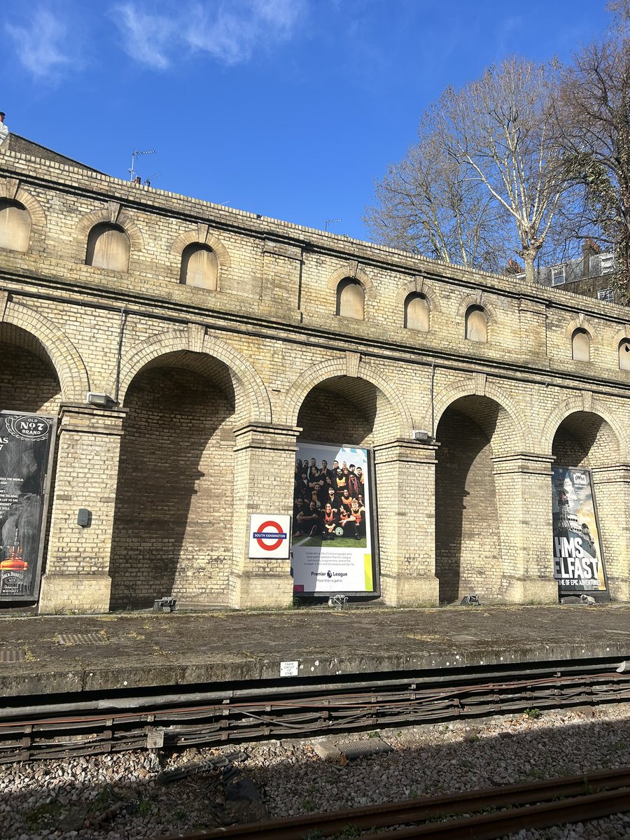 Holly 🍉 tweet media