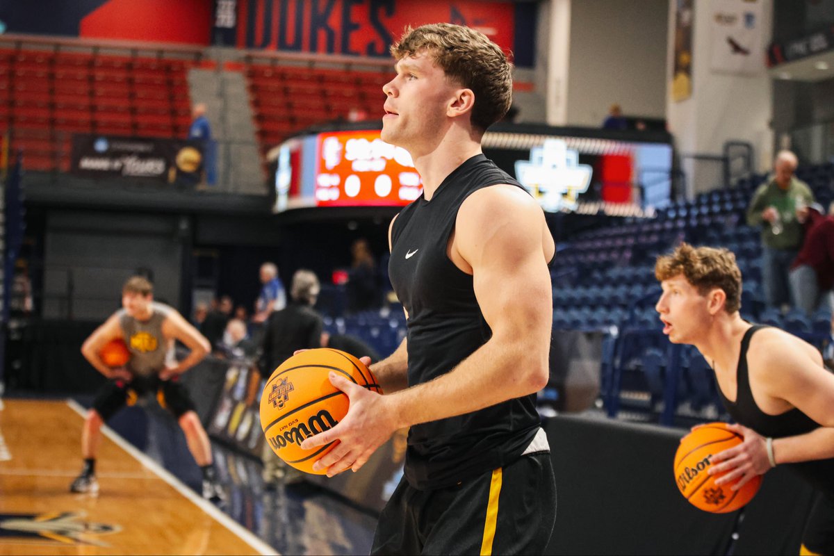 Michigan Tech MBB tweet media