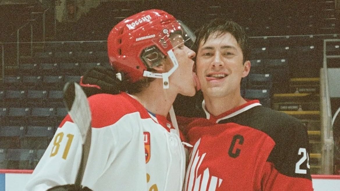 minvaute's tweet photo. happy bday to the couple of all time <3 https://t.co/darBlMYztm