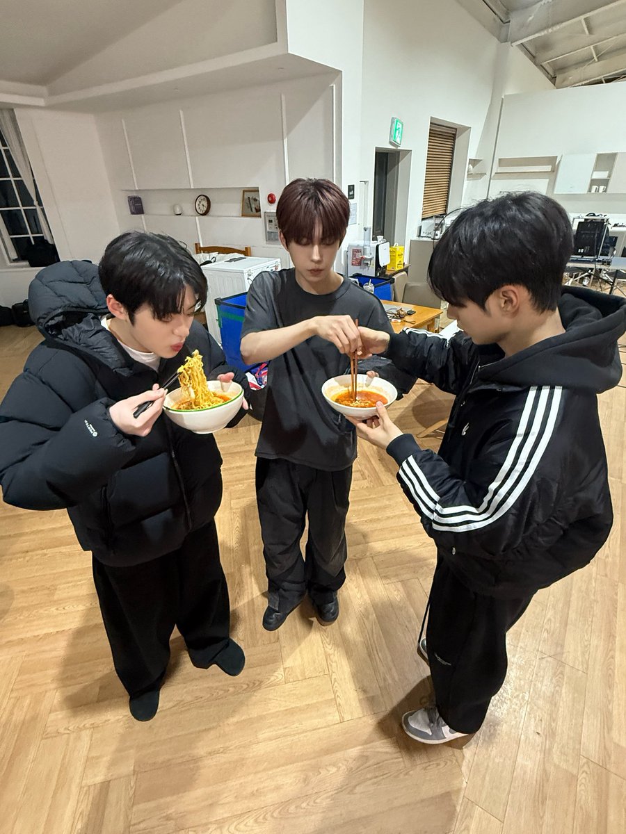 Arin🍀 tweet media