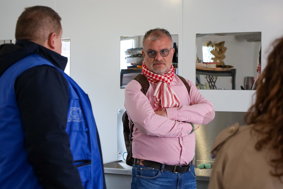 IOMBiH's tweet photo. Building on its continued engagement, the @eubih  delegation visited the Temporary Reception Centre Lipa, engaging with teams and discussing daily work, experiences, and key challenges.

The visit reaffirmed its commitment to improving conditions for people staying at the centre. https://t.co/07e3dSNYFs