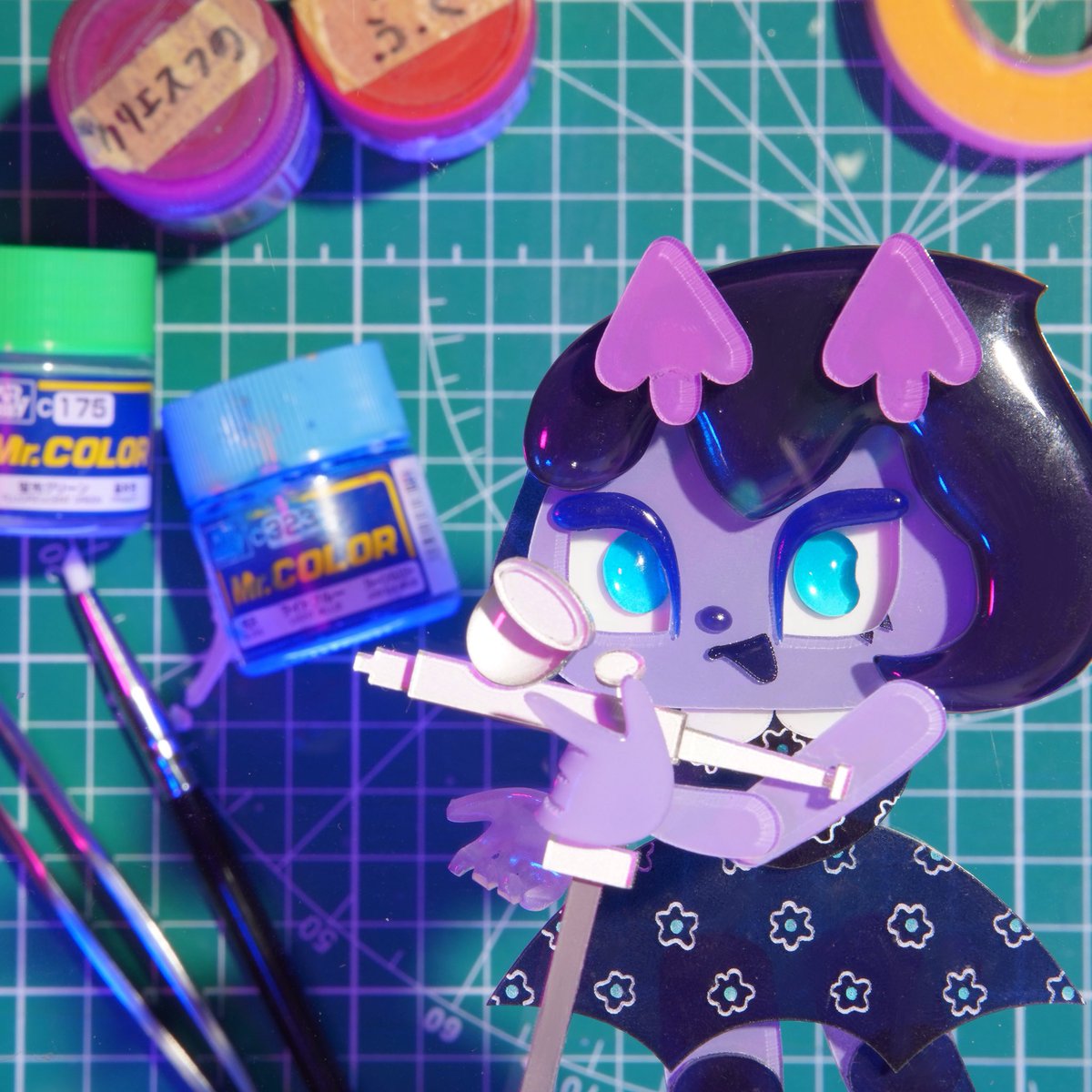 改めてお知らせさせてください🍭

4/15から
よるのブランチ内にて放送予定の
🍬#キャンディーカリエス 🍬
に造形で参加させていただきました。

プラ板やアクリルを
切ったり塗ったり🫟
レジンも盛って

ツヤっと可愛くて
楽しい作品です。

ぜひご覧ください😊
#candycaries 
#candycaries_staff_art