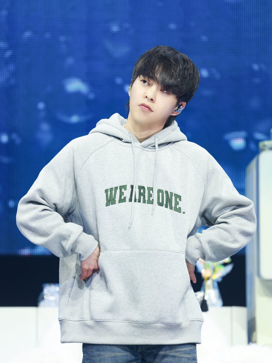 Happy Birthday, Kim Minseok! 🥳♥️

Pauwiin nyo napo to sa kanyang tahanan. Alams nyo na kung anong tahanan 🤞🏻