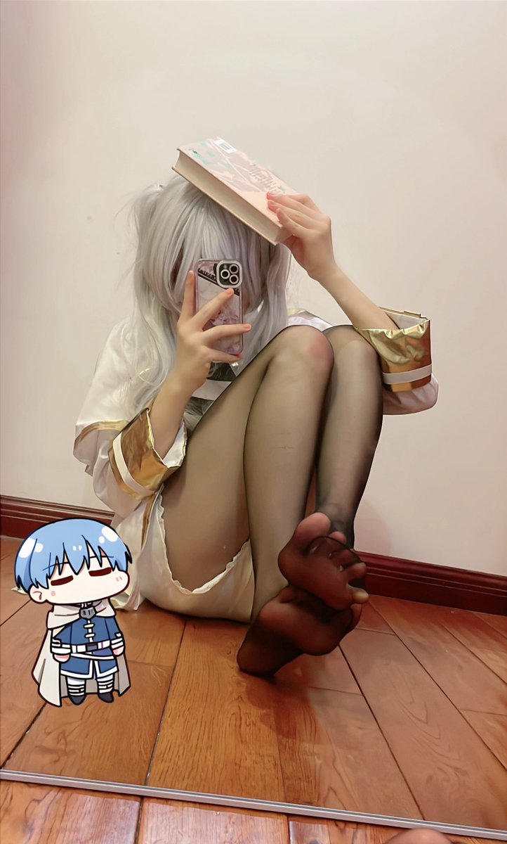 #男娘 #男の娘 #伪娘 #cosplay
   流星再一次划过夜空时，我会停下脚步，数着同你的过去的时光
（最近天气好热，大家又把教室的空调开得特别冷，一出教室会热死，一进教室就会打喷嚏∠( ᐛ 」∠)_难道大家都不怕冷吗？
