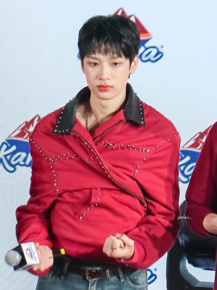 𝐦𝐨𝐚𝐧𝐧𝐞𝐱 ͙͘͡★ tweet media